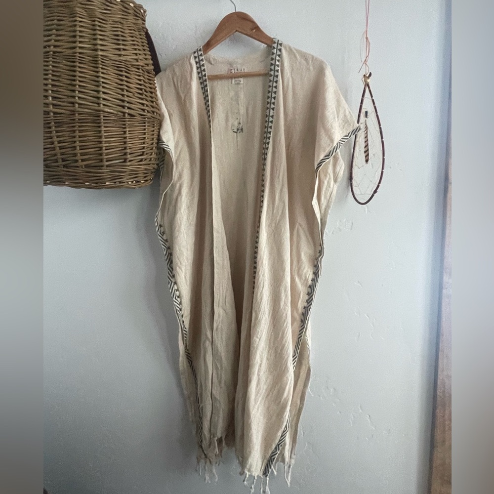 True Passion Soulwear poncho kimono small/medium